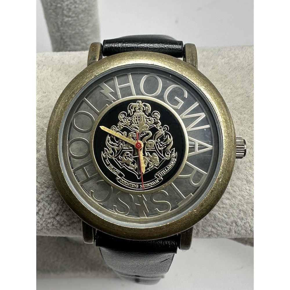 Accutime Hogwarts School Watch HP5044HT New Battery 39MM 7.75" H28‎
